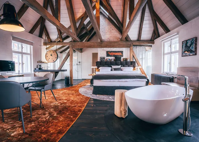 Ultra Premium Ξενοδοχείο με διαμερίσματα 5*