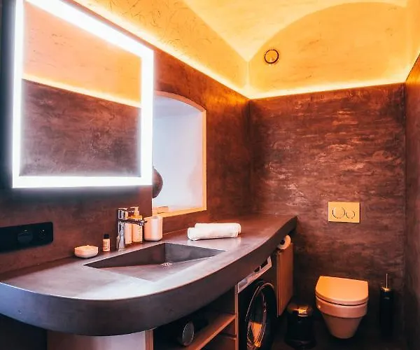 Ξενοδοχείο με διαμερίσματα Ultra Premium 5*