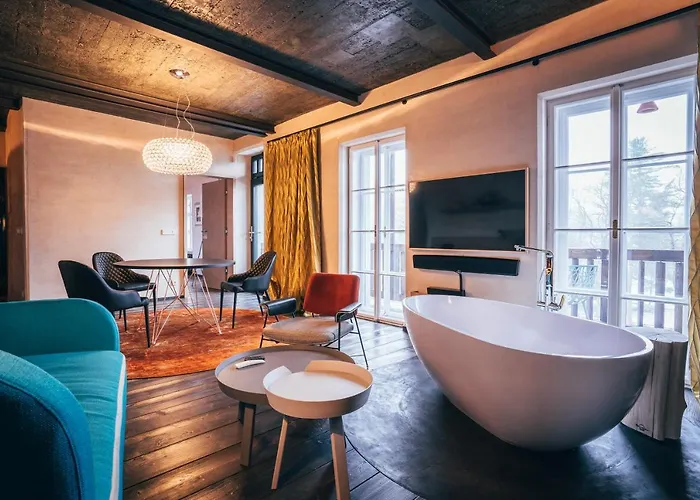 Ultra Premium Ξενοδοχείο με διαμερίσματα 5*